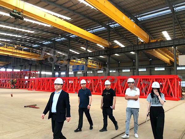 销售32吨双梁行吊山西长治桥式起重机厂家