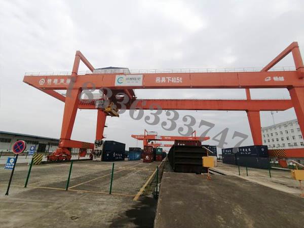 上海集装箱龙门吊厂家堆放25吨30吨集装箱