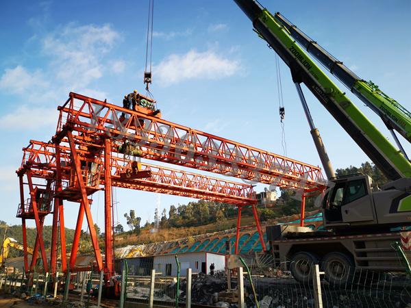 广西梧州防爆门式起重机厂家根据所吊货物选型号