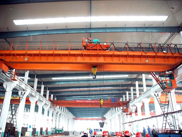 双梁起重机的制动系统该如何保障吊装安全